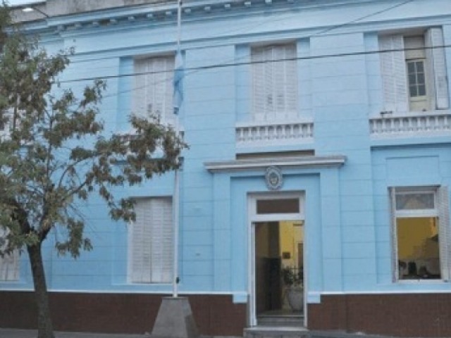 A un jubilado le robaron $3 millones y dos relojes de oro